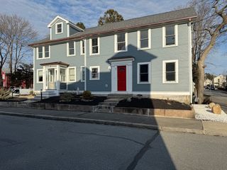 15 Cherry St A, Fairhaven, MA 02719