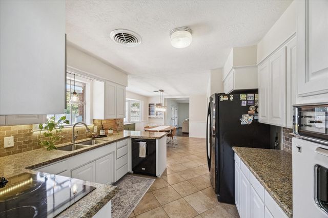 2109 Tison Street, Brenham, TX 77833