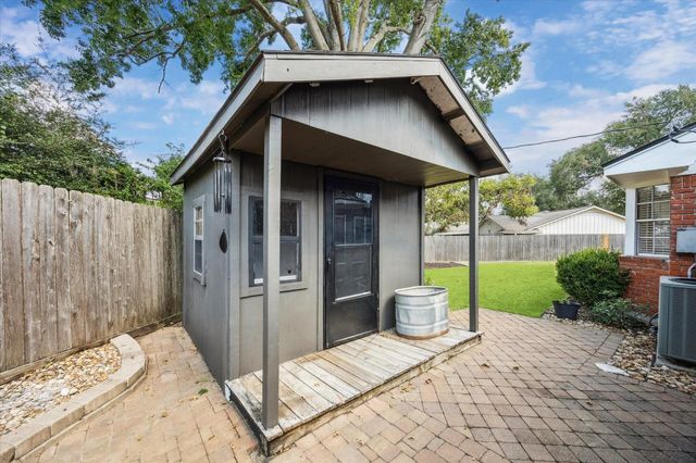 2109 Tison Street, Brenham, TX 77833