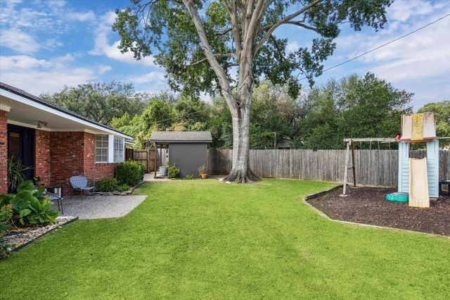 2109 Tison Street, Brenham, TX 77833