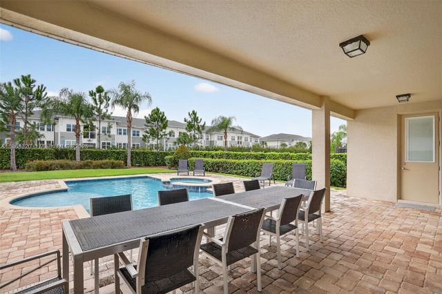 7716 Fairfax, Kissimmee, FL 34747