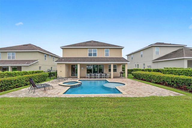 7716 Fairfax, Kissimmee, FL 34747