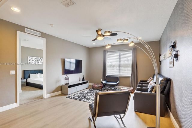 7716 Fairfax, Kissimmee, FL 34747