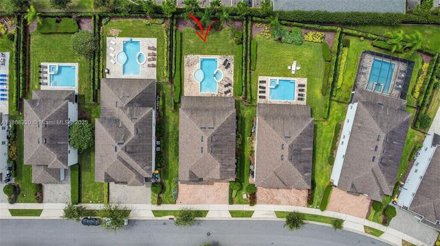 7716 Fairfax, Kissimmee, FL 34747