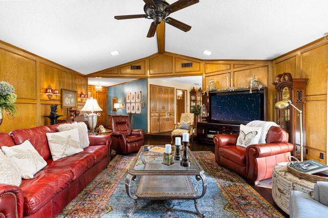 1301 Windsong Lane, Longview, TX 75604