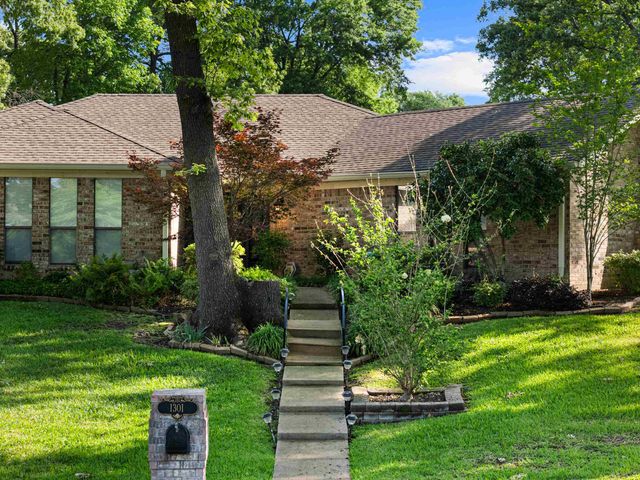 1301 Windsong Lane, Longview, TX 75604