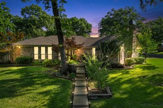 1301 Windsong Lane, Longview, TX 75604