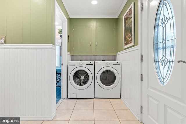135 E 4TH AVE, Conshohocken, PA 19428