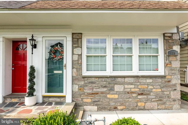 135 E 4TH AVE, Conshohocken, PA 19428