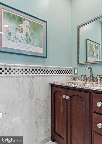 135 E 4TH AVE, Conshohocken, PA 19428