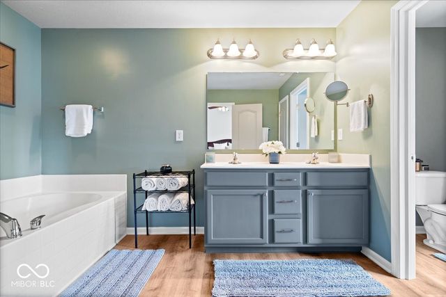 13514 Molique Boulevard, Fishers, IN 46060