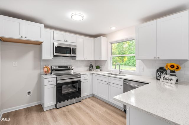 317 N Wright Street, Raeford, NC 28376