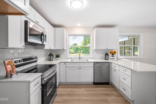 317 N Wright Street, Raeford, NC 28376