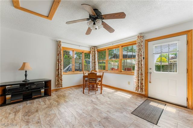 218 Bonnett Street SW, North Canton, OH 44720