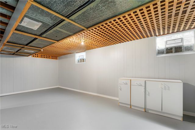 218 Bonnett Street SW, North Canton, OH 44720