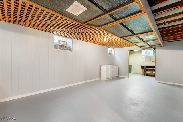 218 Bonnett Street SW, North Canton, OH 44720