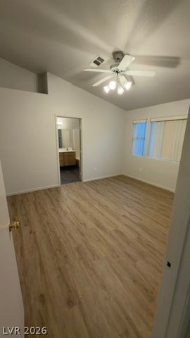 4280 Village Hills Street, Las Vegas, NV 89147