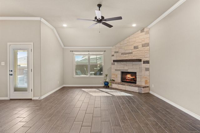 2636 Cedar Glen DR, Belton, TX 76513