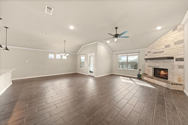 2636 Cedar Glen DR, Belton, TX 76513