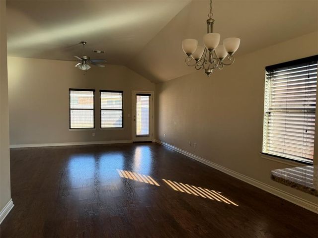 19128 Espada Drive, Edmond, OK 73012