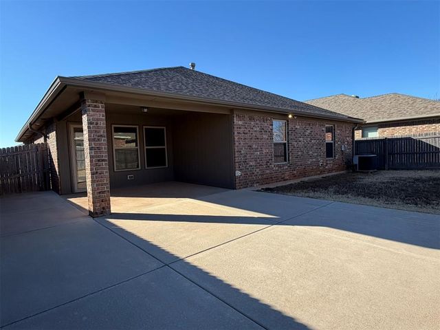 19128 Espada Drive, Edmond, OK 73012