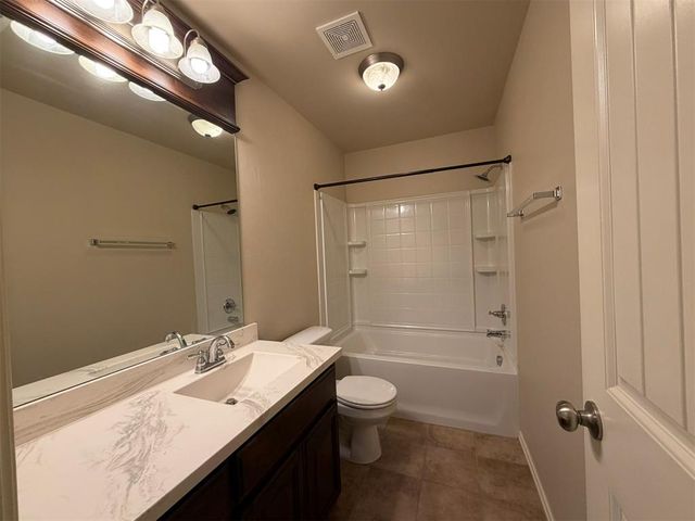 19128 Espada Drive, Edmond, OK 73012