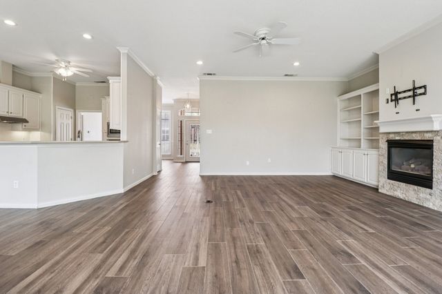 4034 Appian Way, Arlington, TX 76013