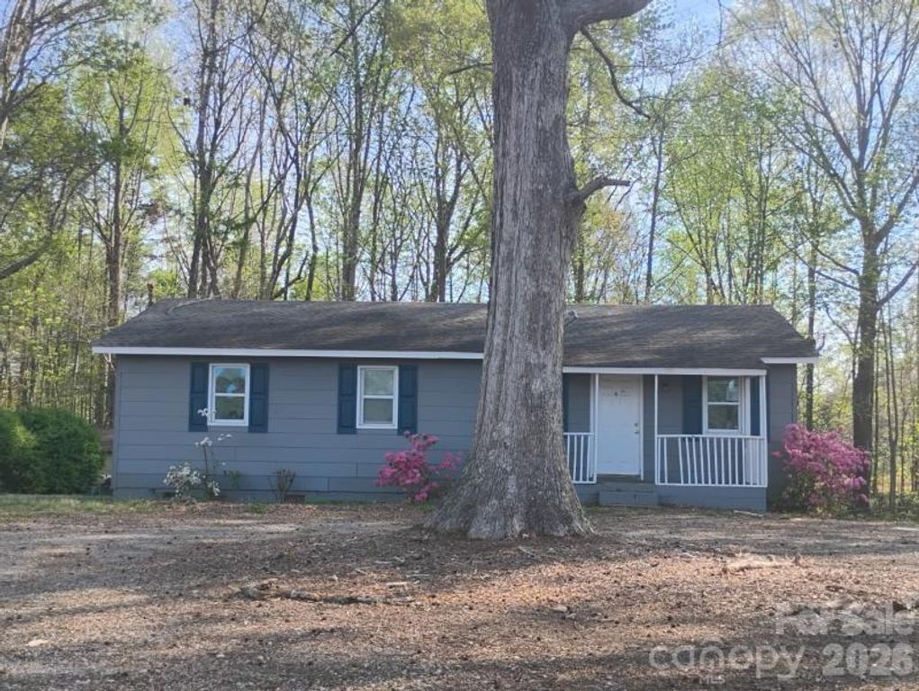 986 N Arant Street, Pageland, SC 29728