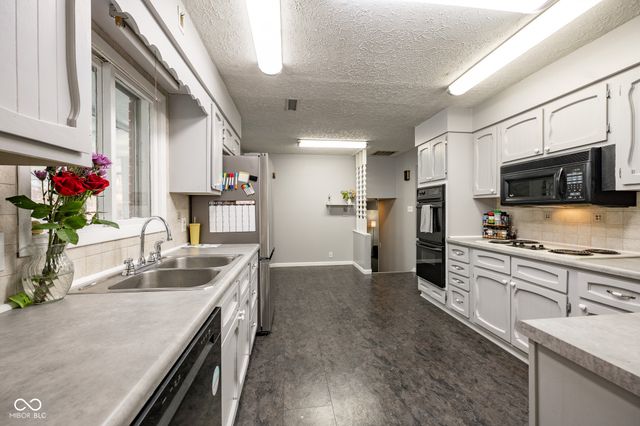 222 Westwood Road, Fillmore, IN 46128