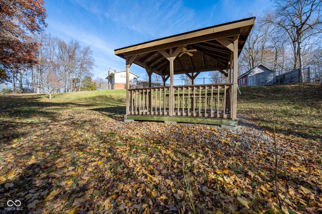 222 Westwood Road, Fillmore, IN 46128