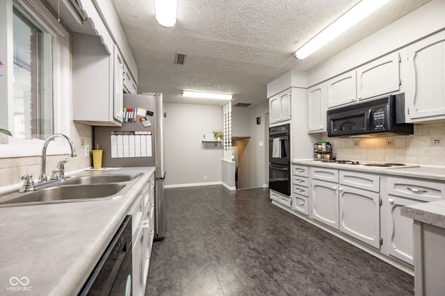 222 Westwood Road, Fillmore, IN 46128