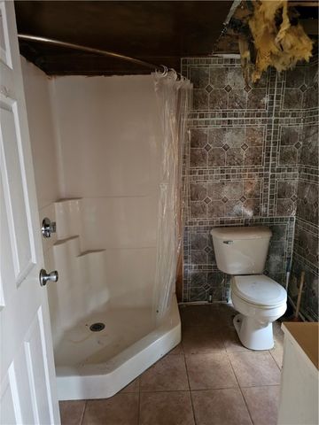 35 Steere Road, Glocester, RI 02814