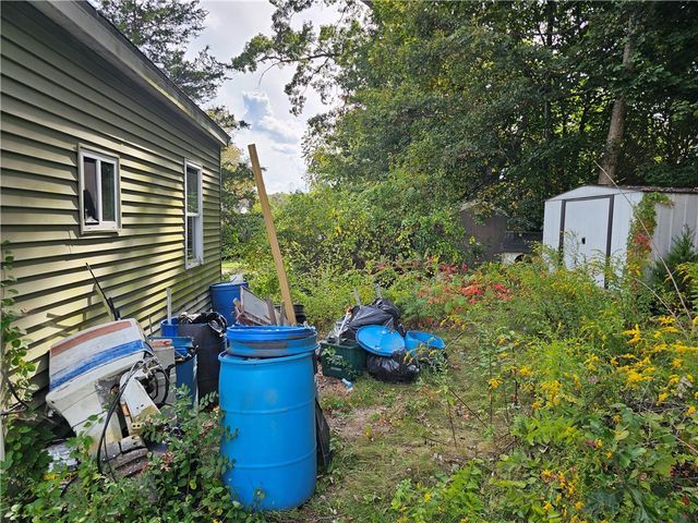 35 Steere Road, Glocester, RI 02814