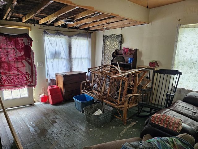 35 Steere Road, Glocester, RI 02814