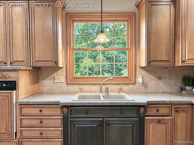 72408 Sorrel Drive, Romeo, MI 48065
