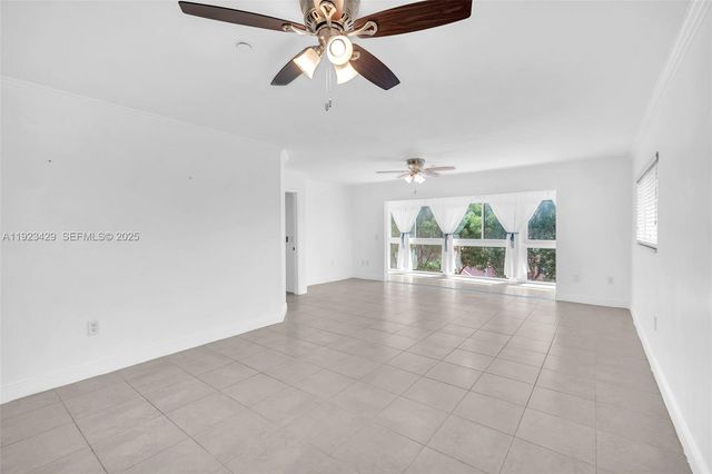 701 SW 142nd Ave 414S, Pembroke Pines, FL 33027