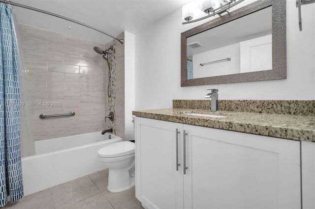 701 SW 142nd Ave 414S, Pembroke Pines, FL 33027