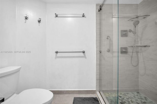 701 SW 142nd Ave 414S, Pembroke Pines, FL 33027