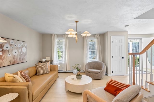 455 East St, West Bridgewater, MA 02379