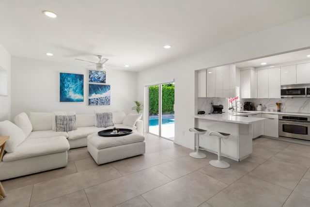 21303 NE 18th Place, Miami, FL 33179