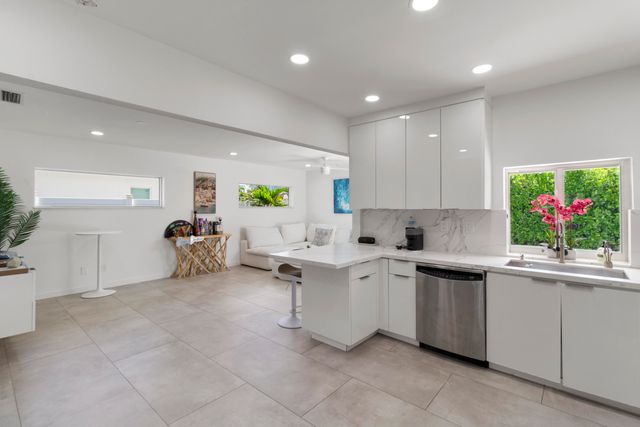 21303 NE 18th Place, Miami, FL 33179