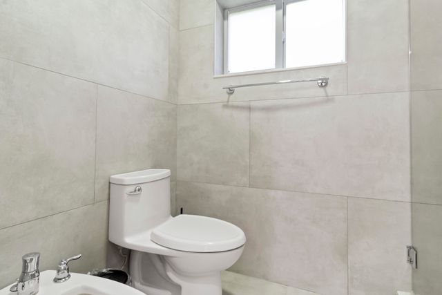 21303 NE 18th Place, Miami, FL 33179