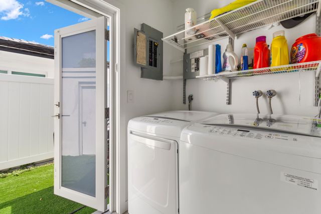 21303 NE 18th Place, Miami, FL 33179