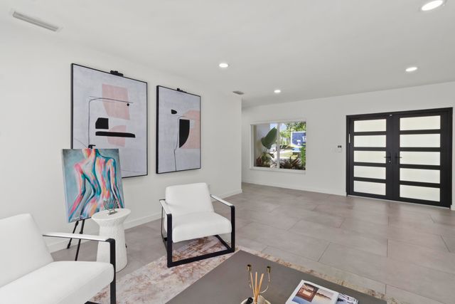 21303 NE 18th Place, Miami, FL 33179