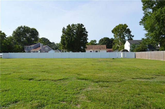 940 Saddleback TRL, Chesapeake, VA 23320