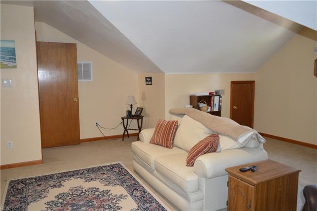 940 Saddleback TRL, Chesapeake, VA 23320