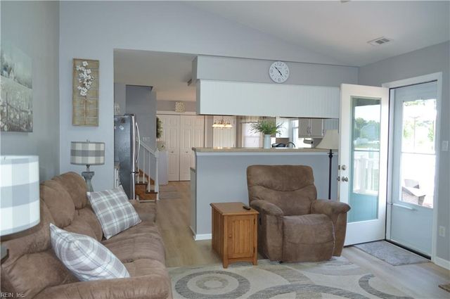 940 Saddleback TRL, Chesapeake, VA 23320