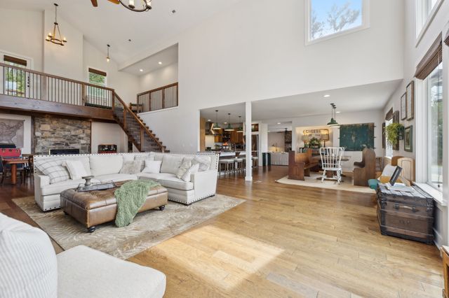 2236 Osburn Rd, Arrington, TN 37014