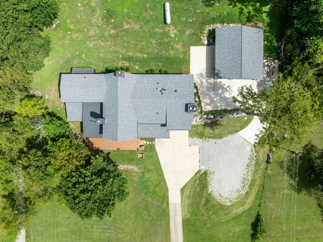 2236 Osburn Rd, Arrington, TN 37014