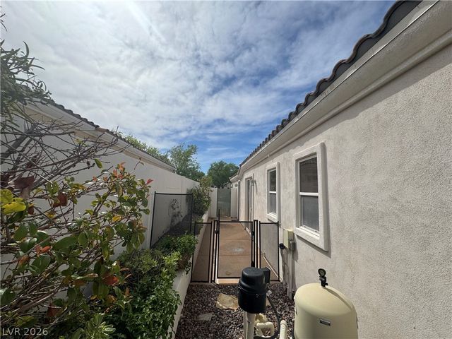 1104 Via Appianna, Henderson, NV 89052